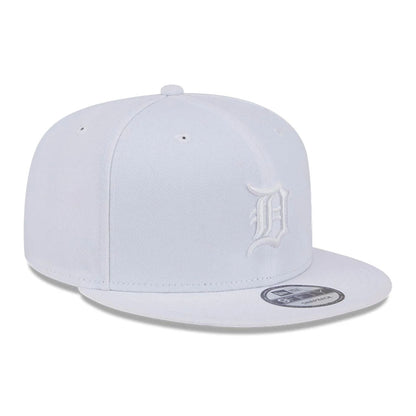 Pictured is this MLB Evergreen Detroit Tigers 9FIFTY Snapback cap in white. 4