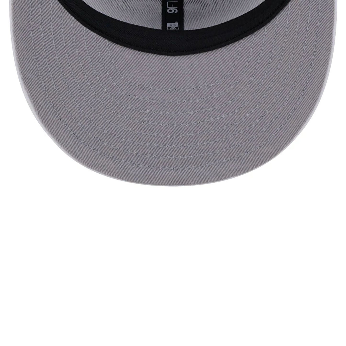 Pictured is this MLB Evergreen Boston Red Sox 9FIFTY Snapback cap in white. 2