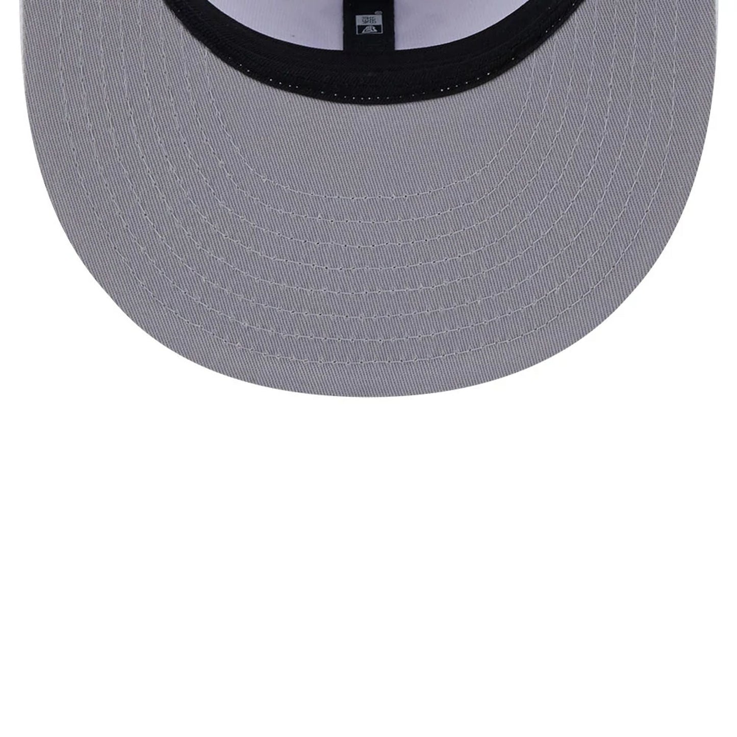 Pictured is this MLB Evergreen New York Yankees 9FIFTY Snapback cap in white. 14