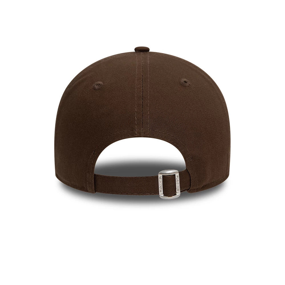 This is a New York Yankees League Essential Dark Brown 9TWENTY Adjustable Cap 3