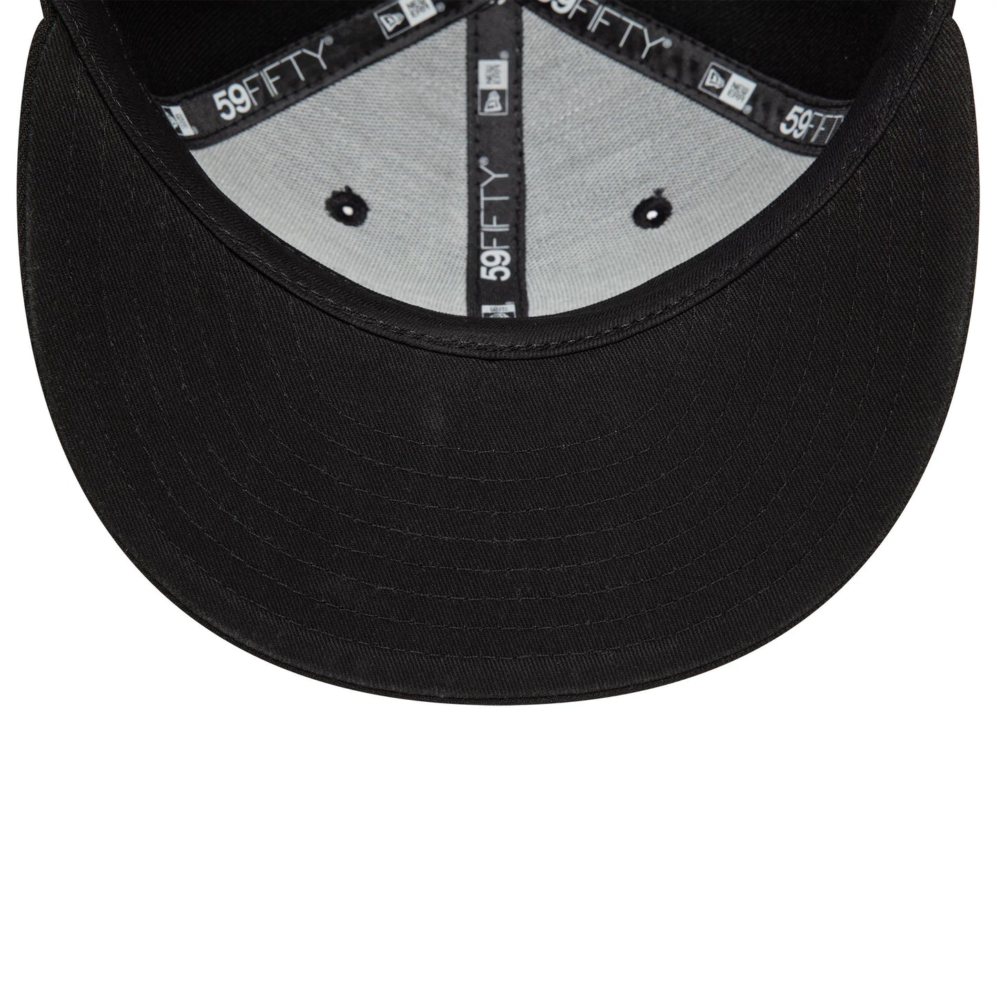 This is a LA Lakers NBA Essential Black 59FIFTY Fitted Cap 2
