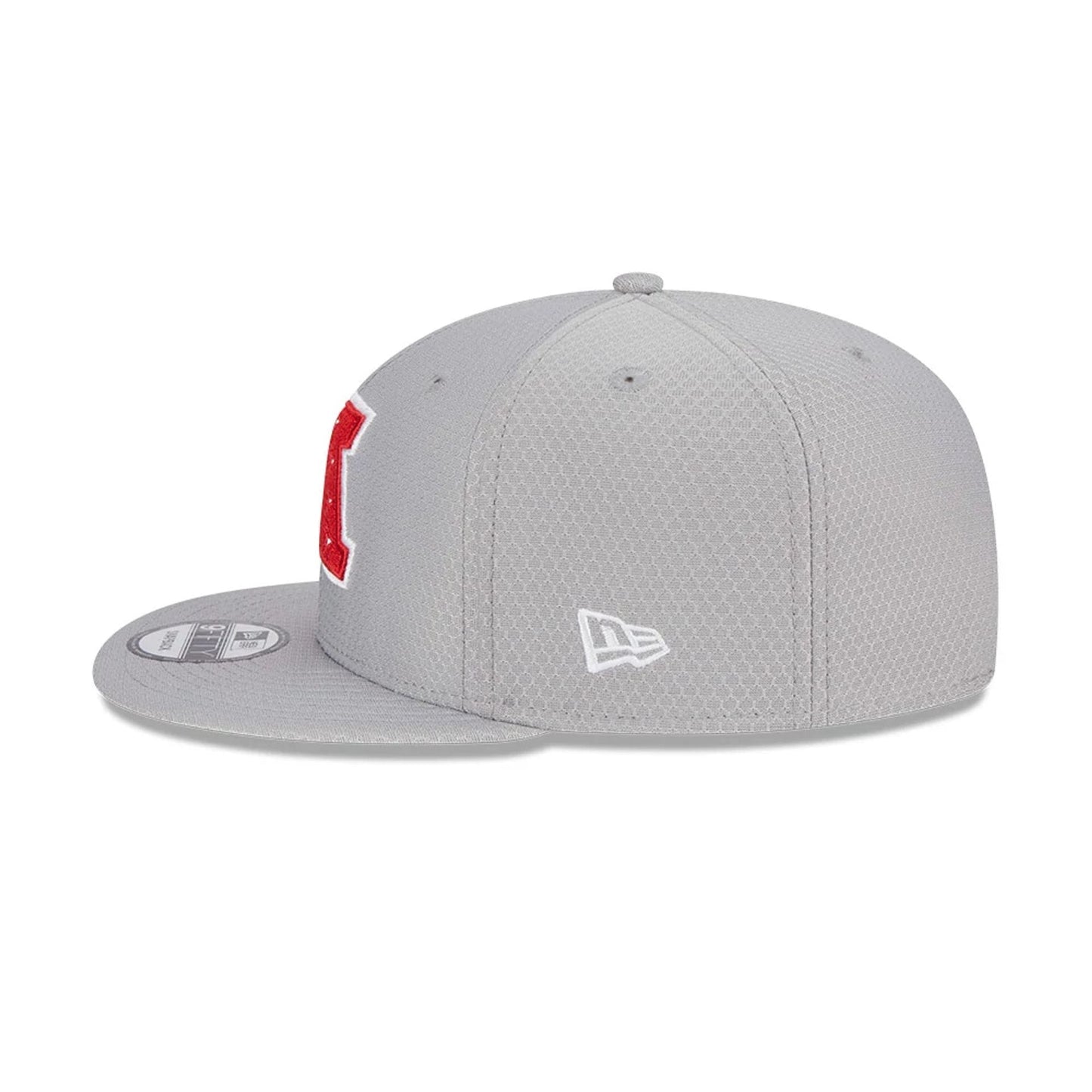 Pictured is this NFL Pro Bowl 2025 AFC Logo 9FIFTY Snapback Adjustable cap in grey. 4