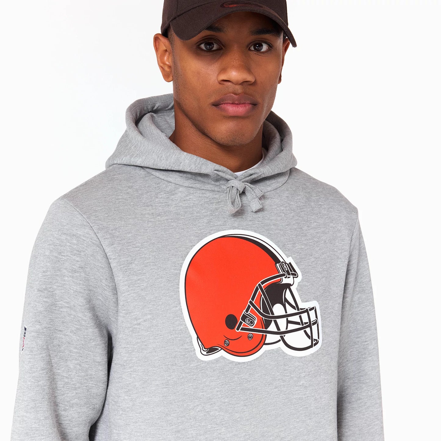 The Male model is wearing Cleveland Browns NFL Grey Pullover Hoodie 4