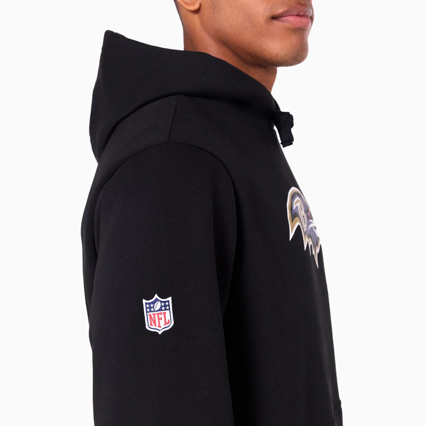 The Male model is wearing Baltimore Ravens NFL Black Pullover Hoodie 5