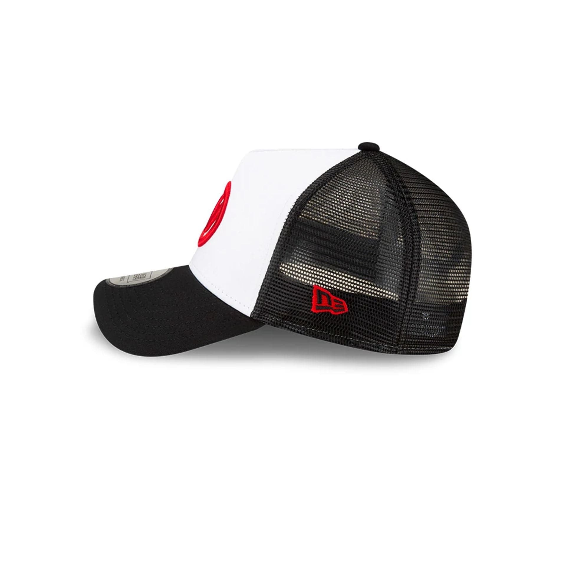 This is a Haas Formula 1 Black E-Frame Trucker Cap 4