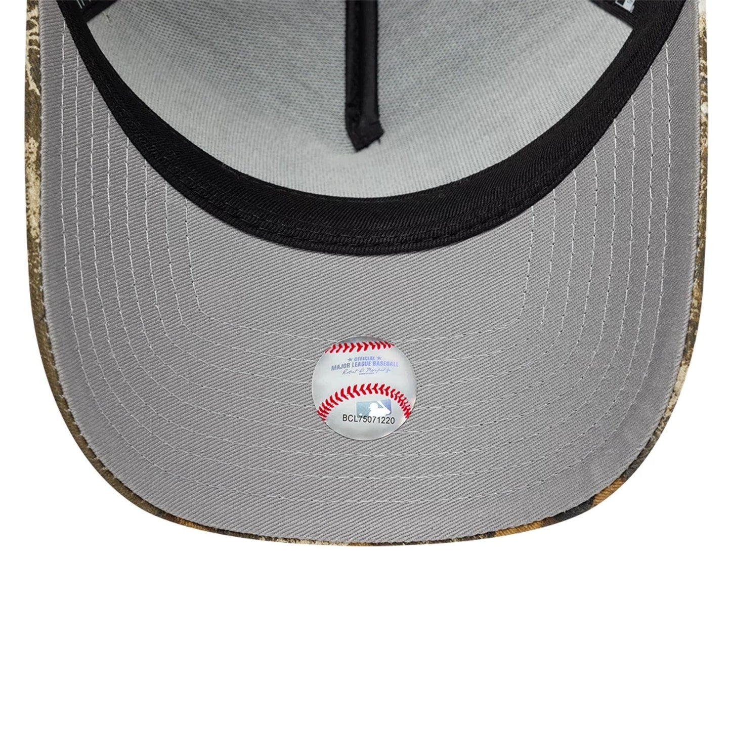Pictured is this MLB Realtree Camo Detroit Tigers 9FORTY A-Frame Trucker Adjustable cap in navy. 2
