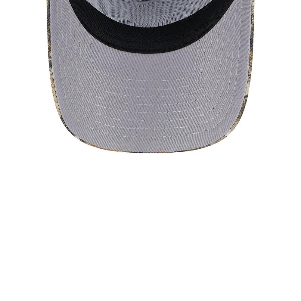Pictured is this MLB Realtree Camo LA Dodgers 9FORTY A-Frame Trucker Adjustable cap in dark blue. 2