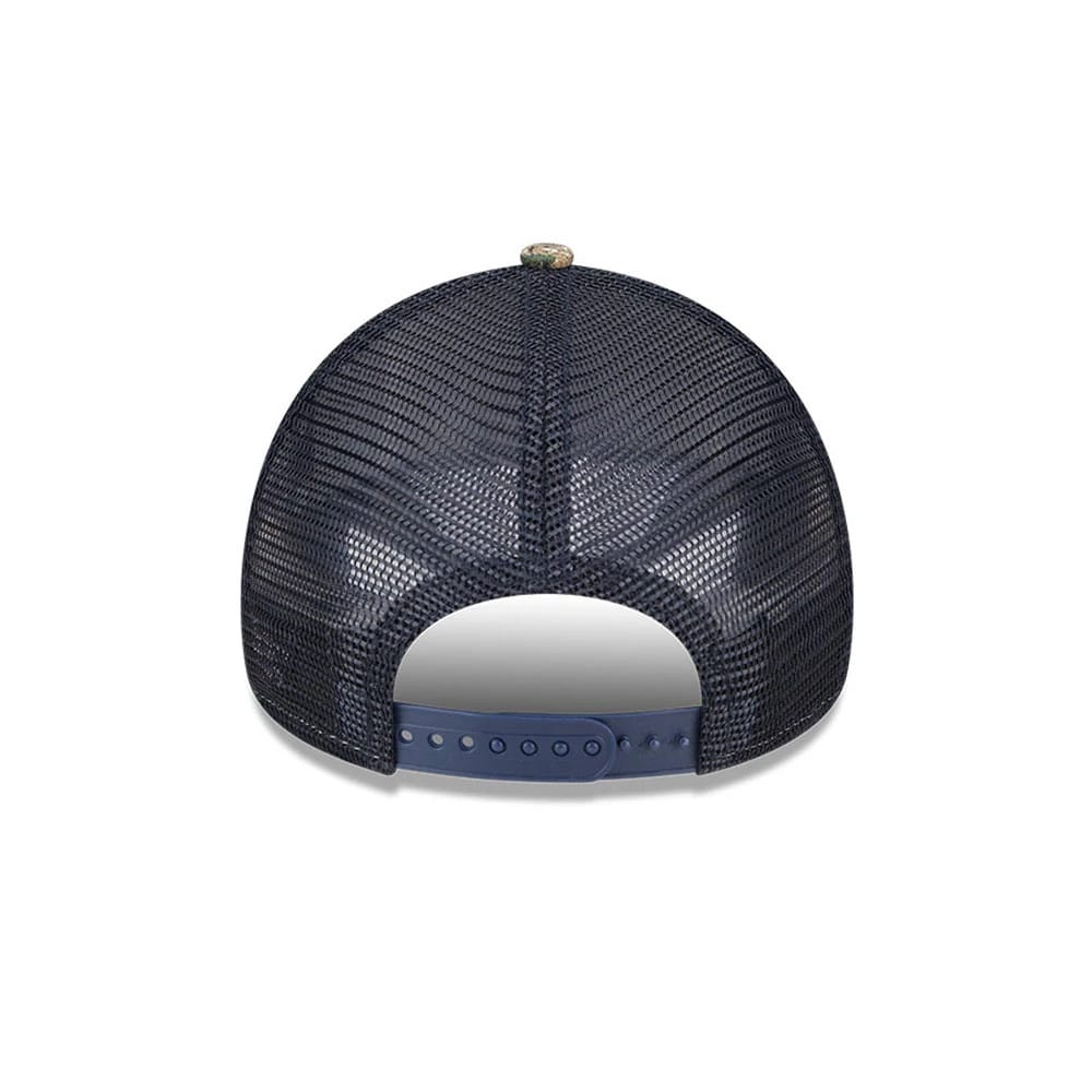 Pictured is this MLB Realtree Camo New York Yankees 9FORTY A-Frame Trucker Adjustable cap in navy. 5