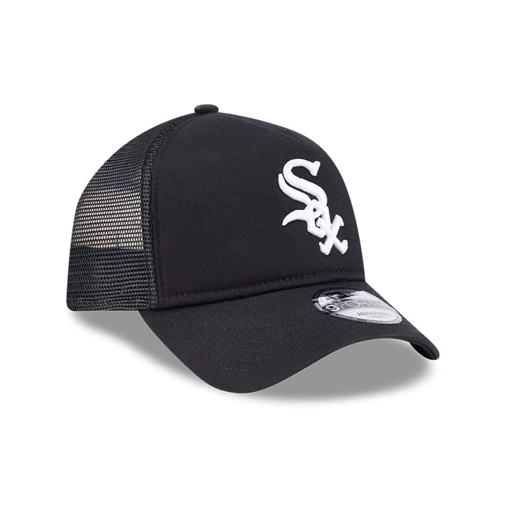 Pictured is this MLB Evergreen Chicago White Sox 9FORTY A-Frame cap in black. 3