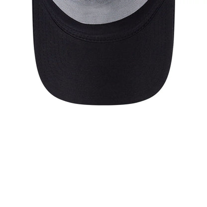 Pictured is this MLB Evergreen Chicago White Sox 9FORTY A-Frame cap in black. 7