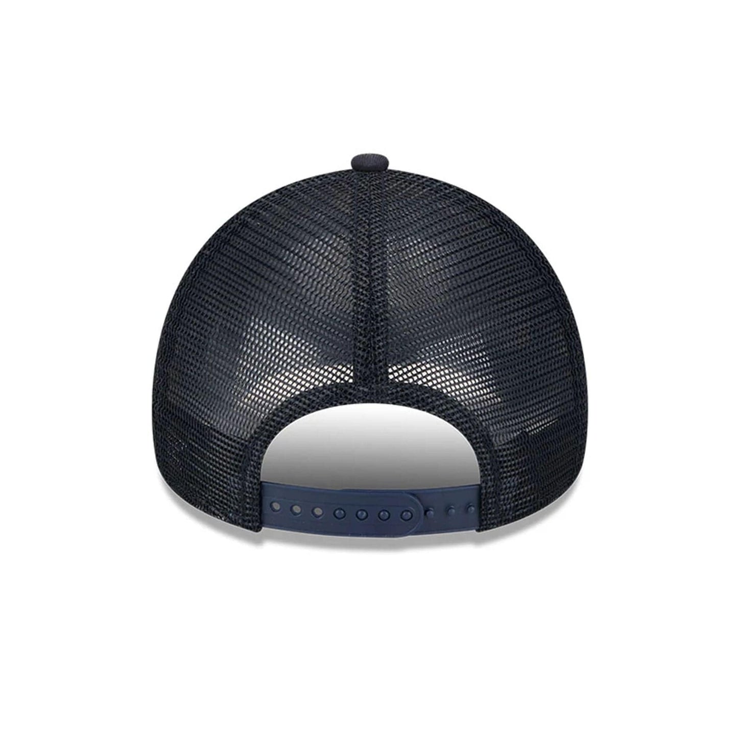 Pictured is this MLB Evergreen New York Yankees 9FORTY A-Frame cap in navy. 6