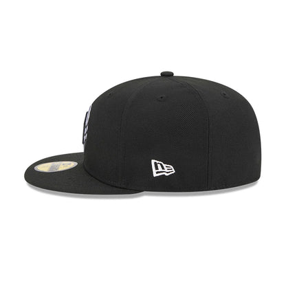 Pictured is this NBA Evergreen Brooklyn Nets 59FIFTY Fitted cap in black. 6