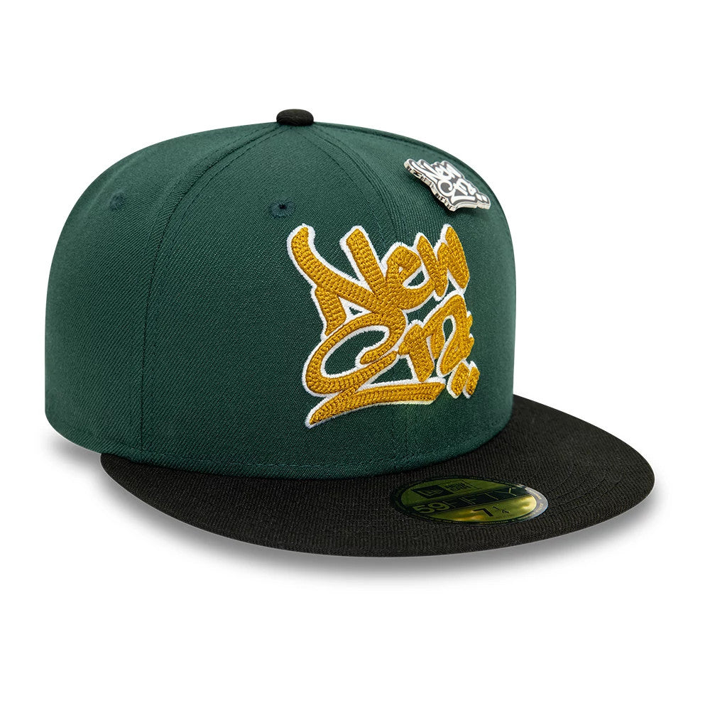 This is a New Era Front Script 59FIFTY Fitted Cap in dark green & black. 3