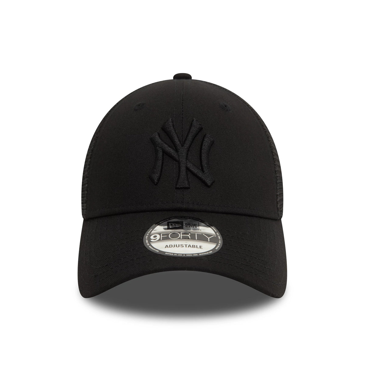 This is a New York Yankees Home Field Black 9FORTY Trucker Adjustable Cap 4