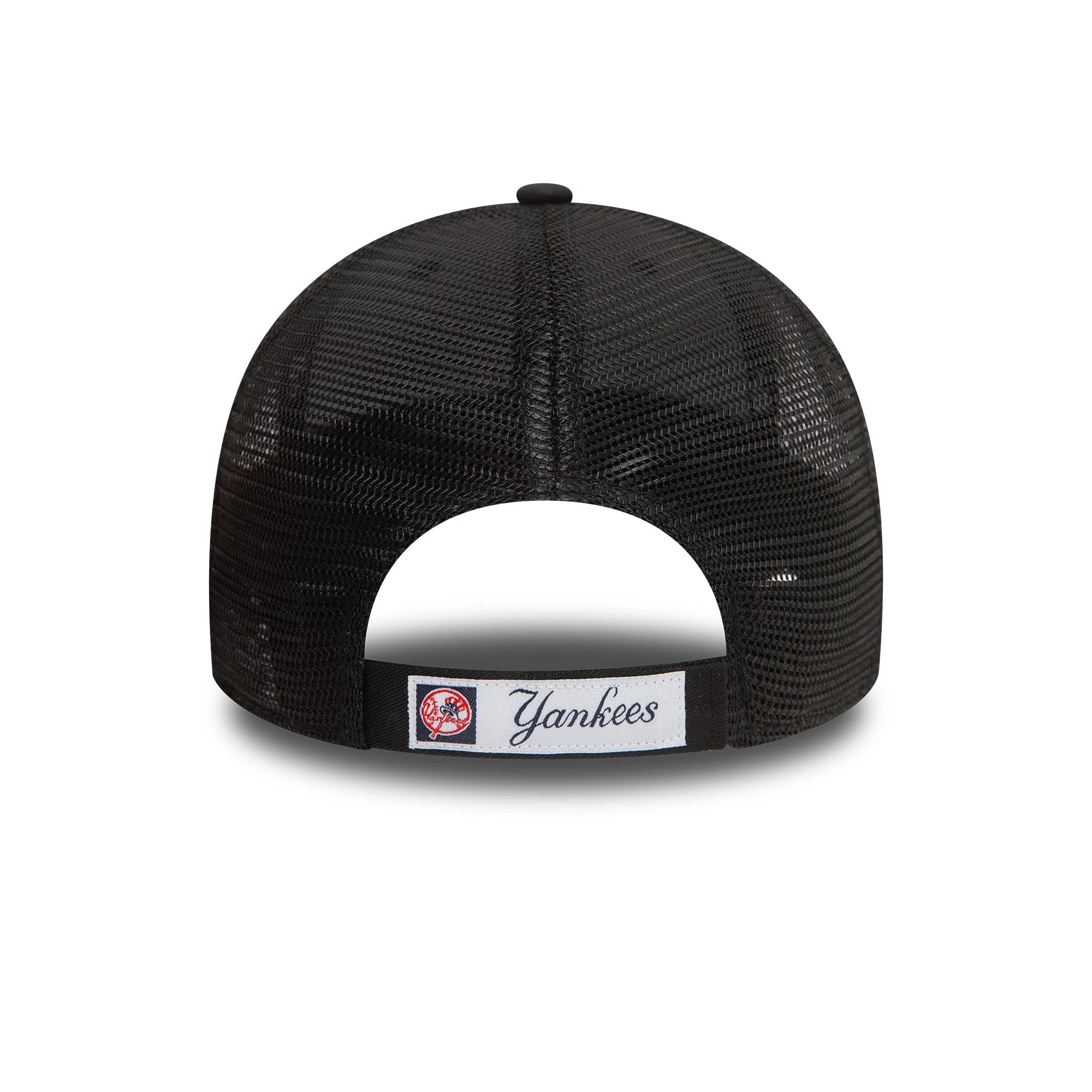 This is a New York Yankees Home Field Black 9FORTY Trucker Adjustable Cap 3