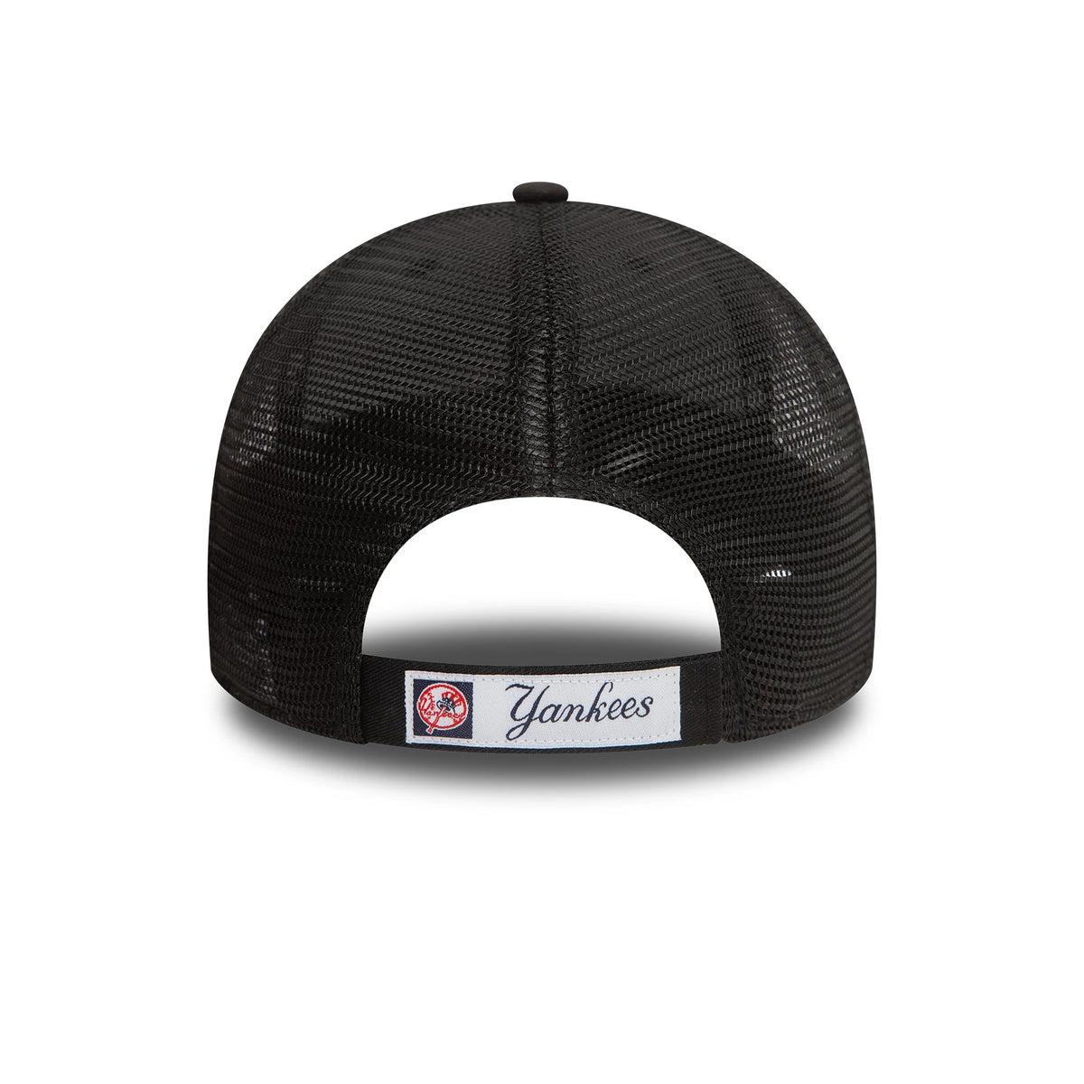 This is a New York Yankees Home Field Black 9FORTY Trucker Adjustable Cap 3