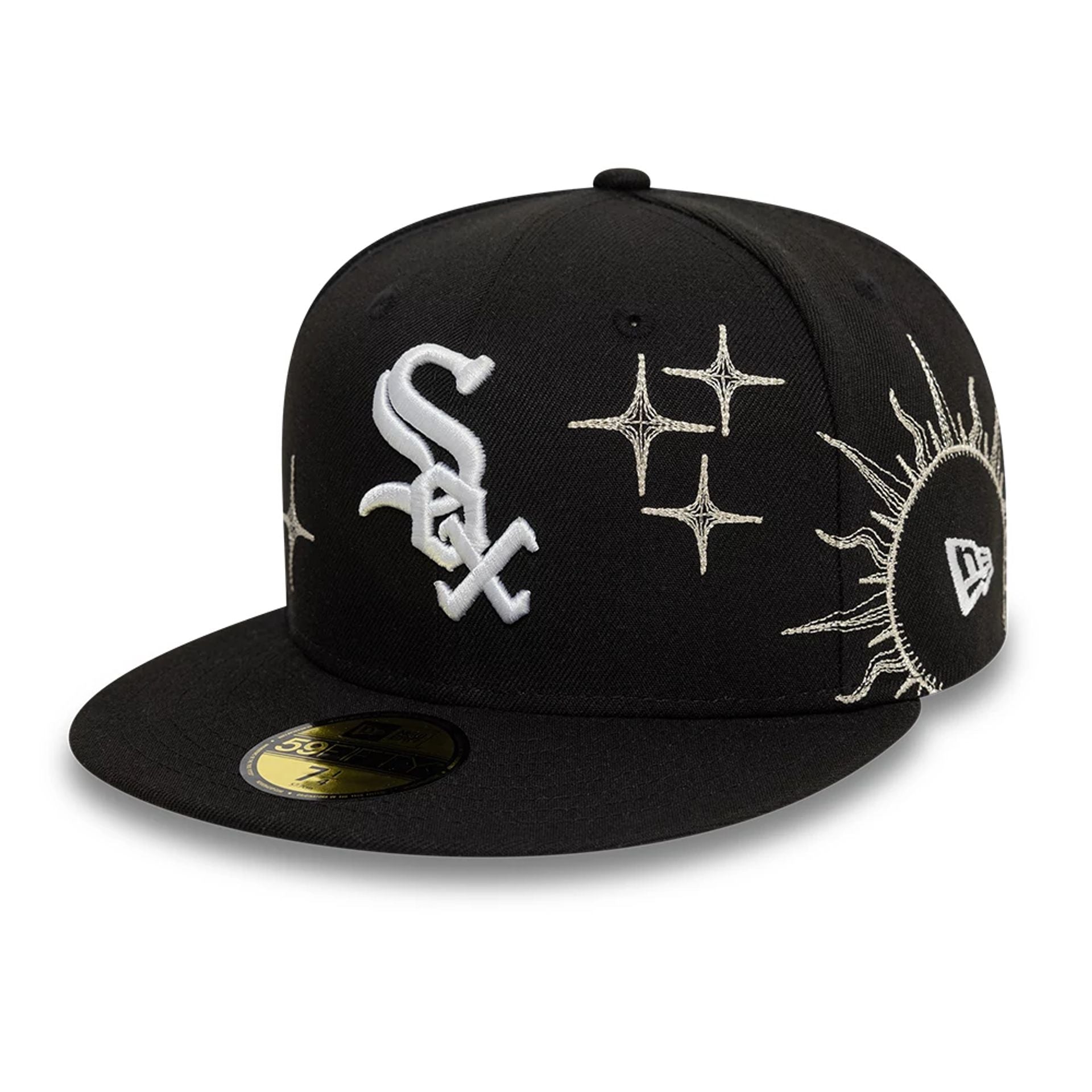 Pictured is this Chicago White Sox MLB Zodiac Black 59FIFTY Fitted Cap 1