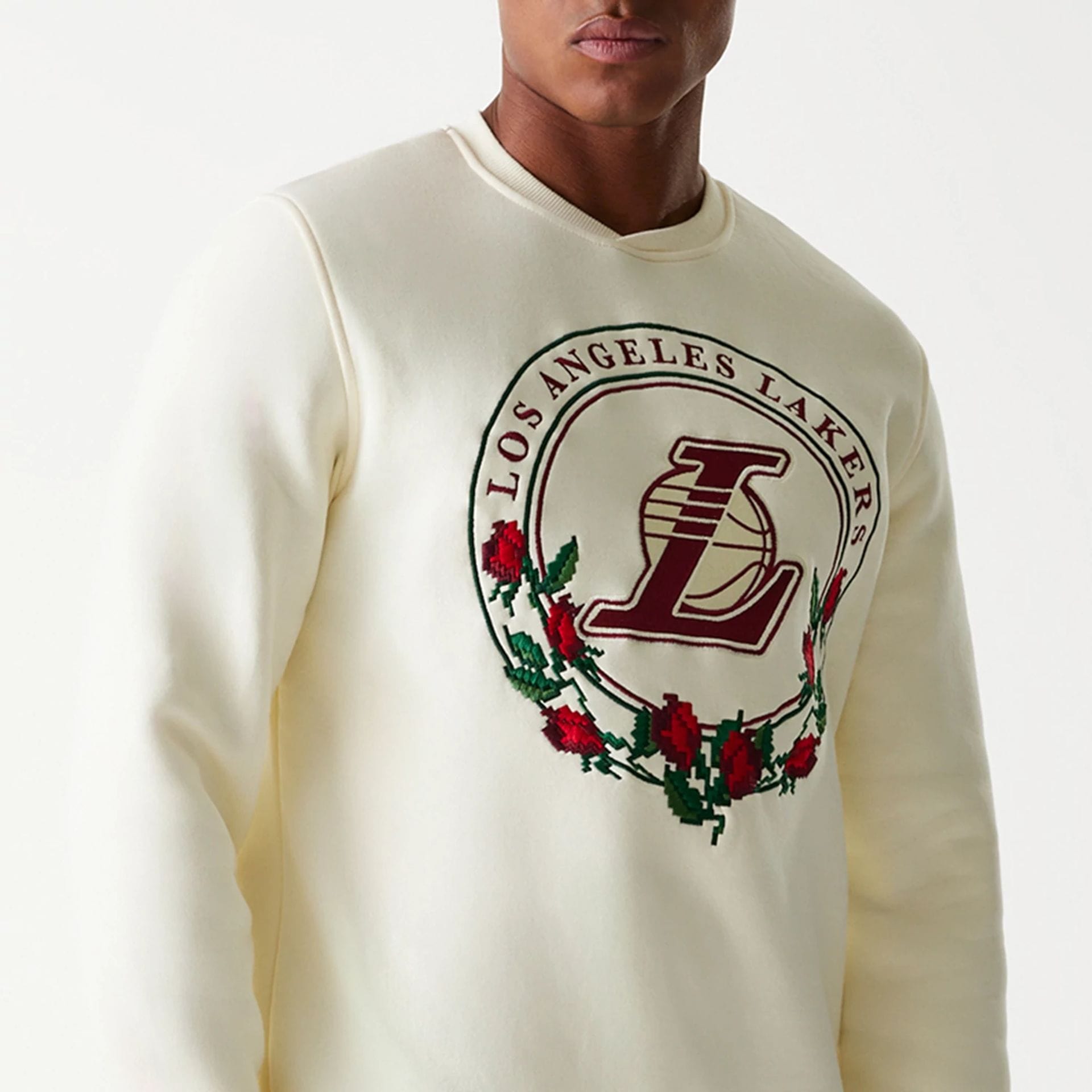 LA Lakers Red Roses White Crewneck Sweater New Era Cap UK