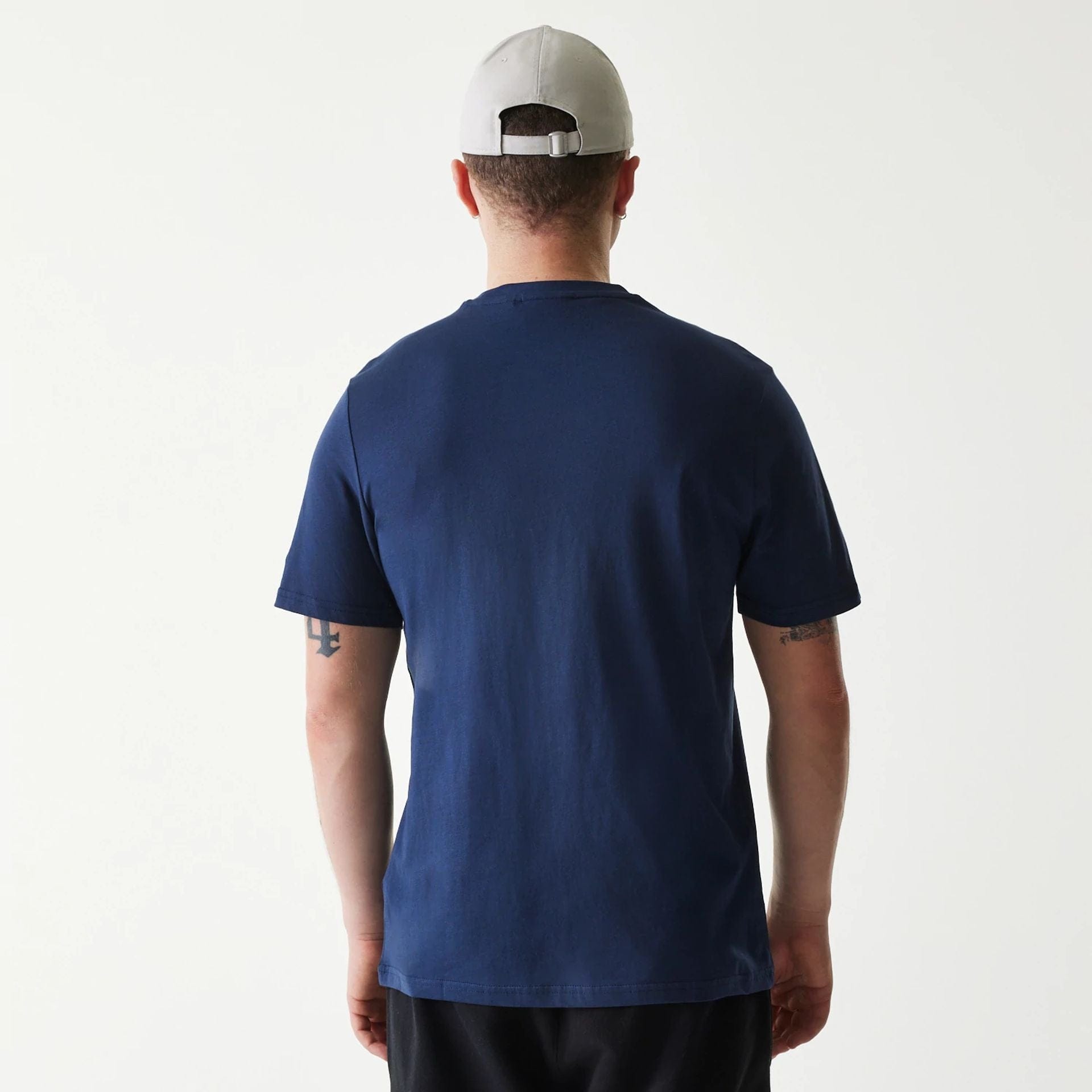 The Male model is wearing Houston Astros MLB Regular Dark Blue T-Shirt 2