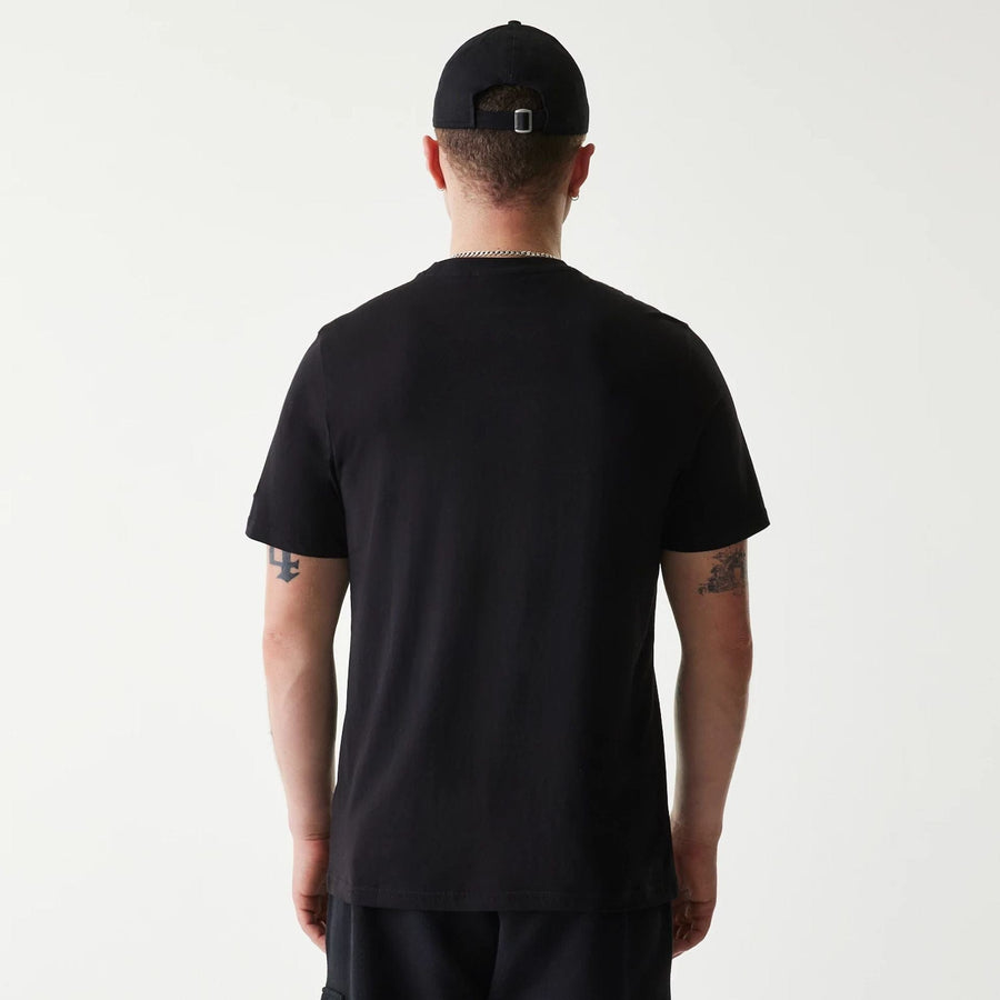 The Male model is wearing Pittsburgh Pirates MLB Regular Black T-Shirt 2