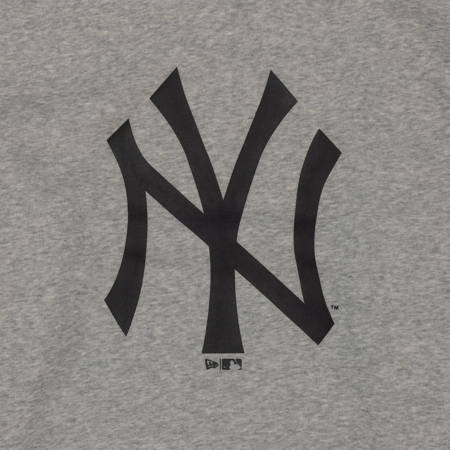 The Male model is wearing New York Yankees MLB Regular Grey Crew Neck Sweater 3