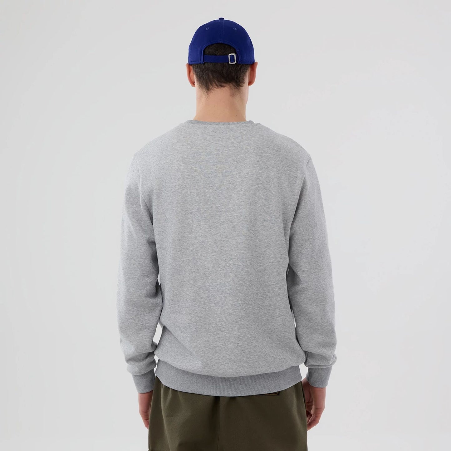 The Male model is wearing LA Dodgers MLB Grey Crew Neck Sweater 2