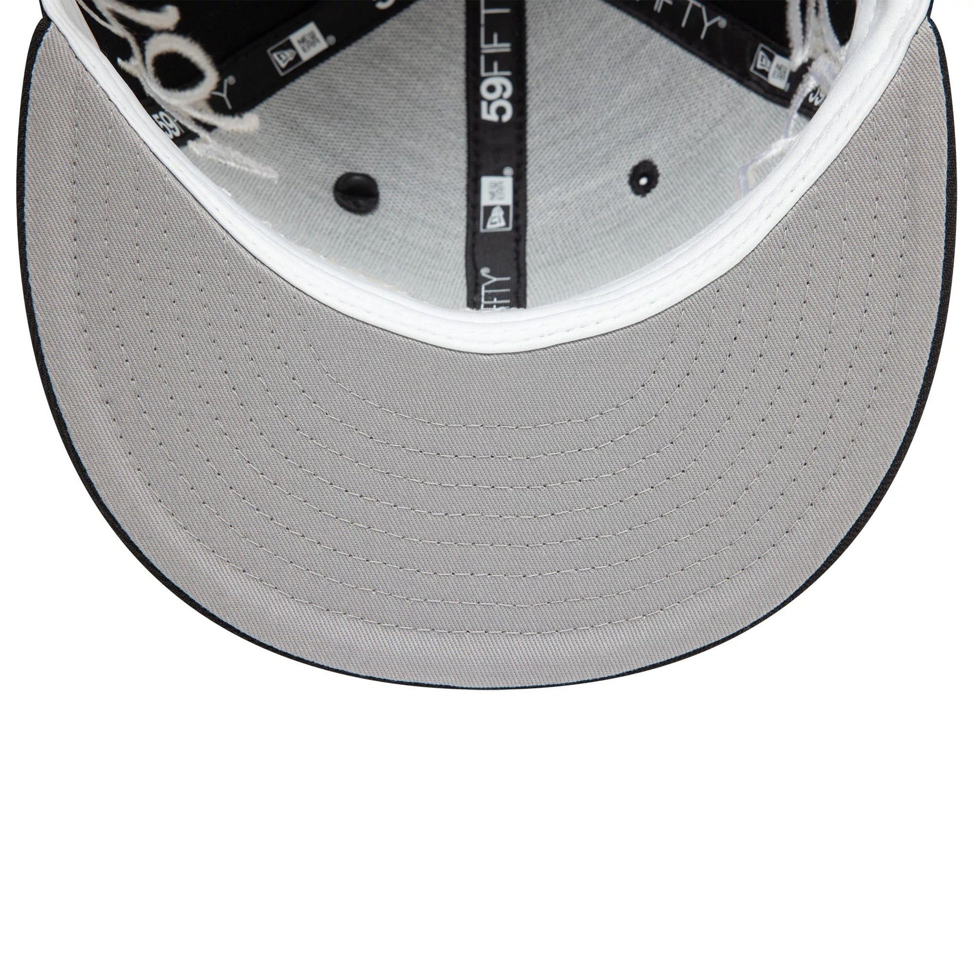 This is a New Era Graphic Black 59FIFTY Fitted Cap 2
