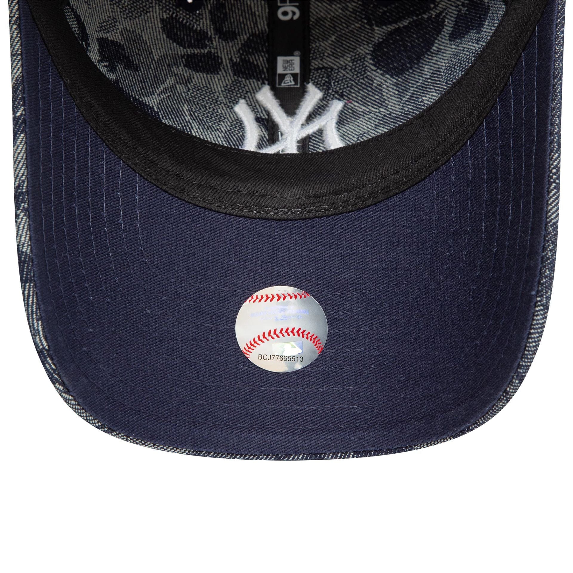 This is a New York Yankees Womens Floral Denim Blue 9TWENTY Adjustable Cap 5