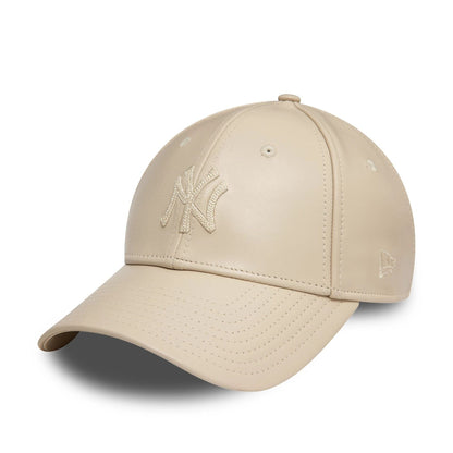This is a New York Yankees Womens Leather Cream 9FORTY Adjustable Cap 3