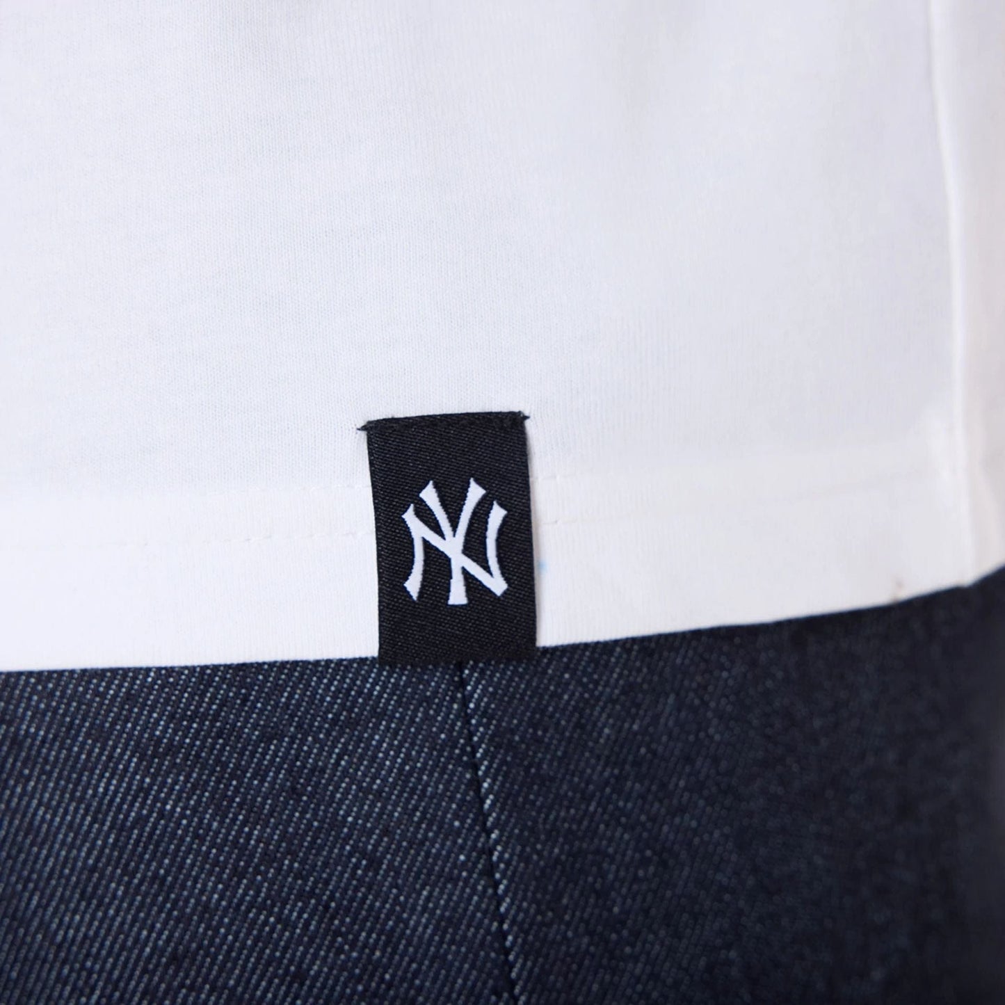 The Male model is wearing New York Yankees MLB Fruit Open White T-Shirt 7