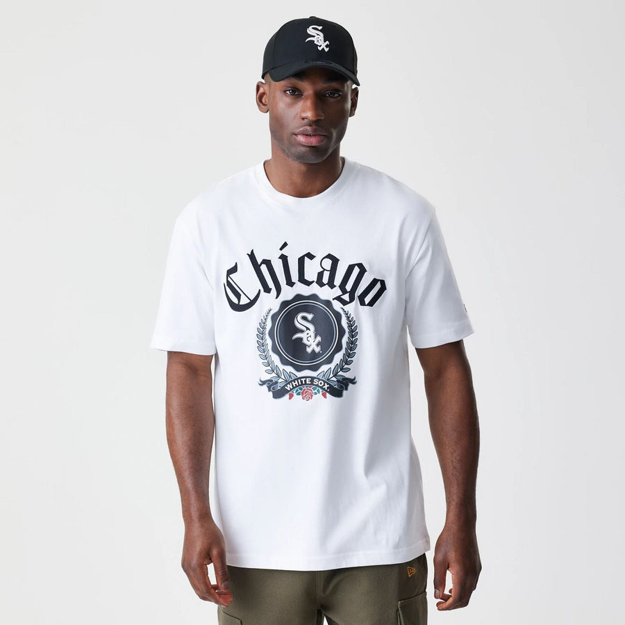 The Male model is wearing Chicago White Sox Throwback Prep White T-Shirt 1