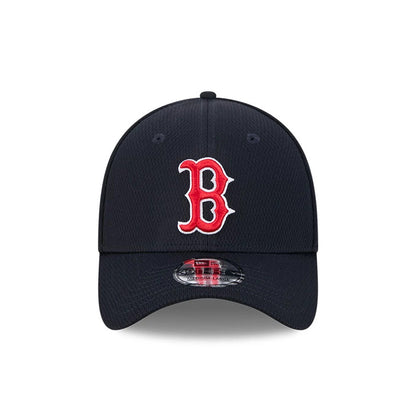 Pictured is this MLB Evergreen Boston Red Sox 39THIRTY Stretch Fit cap in navy. 2