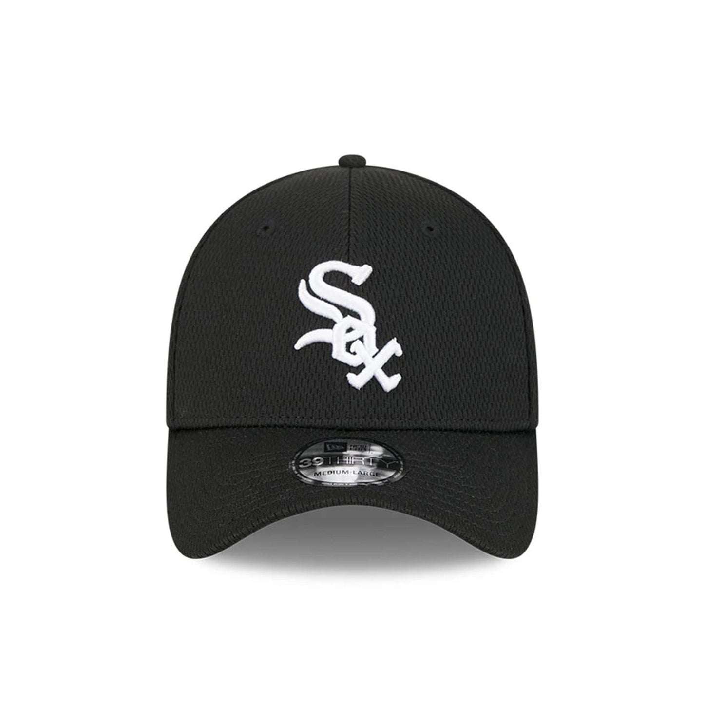 Pictured is this MLB Evergreen Chicago White Sox 39THIRTY Stretch Fit cap in black. 2