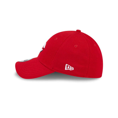 Pictured is this MLB Evergreen Cincinnati Reds 39THIRTY Stretch Fit cap in red. 11