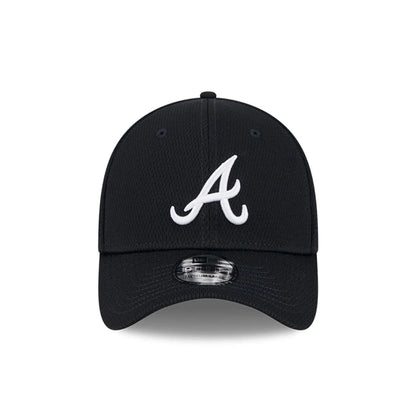 Pictured is this MLB Evergreen Atlanta Braves 39THIRTY Stretch Fit cap in navy. 2