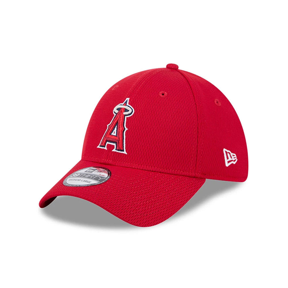 LA Angels MLB Evergreen Red New Era 39THIRTY Stretch Fit Cap, three-quarter view showing the red embroidered A logo with a halo on the front panel, a 39THIRTY size sticker on the visor and the New Era flag logo on the left side.