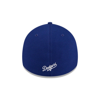 Pictured is this MLB Evergreen LA Dodgers 39THIRTY Stretch Fit cap in dark blue. 4