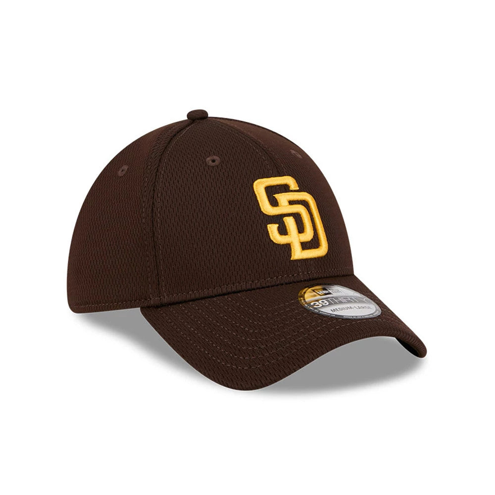 Pictured is this MLB Evergreen San Diego Padres 39THIRTY Stretch Fit cap in dark brown. 3