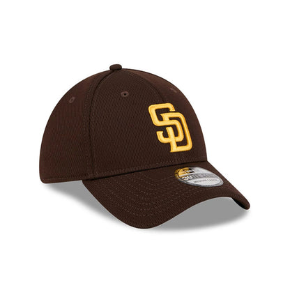 Pictured is this MLB Evergreen San Diego Padres 39THIRTY Stretch Fit cap in dark brown. 3