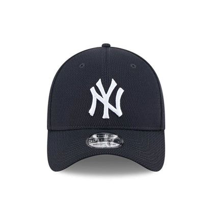 Pictured is this MLB Evergreen New York Yankees 39THIRTY Stretch Fit cap in navy. 2