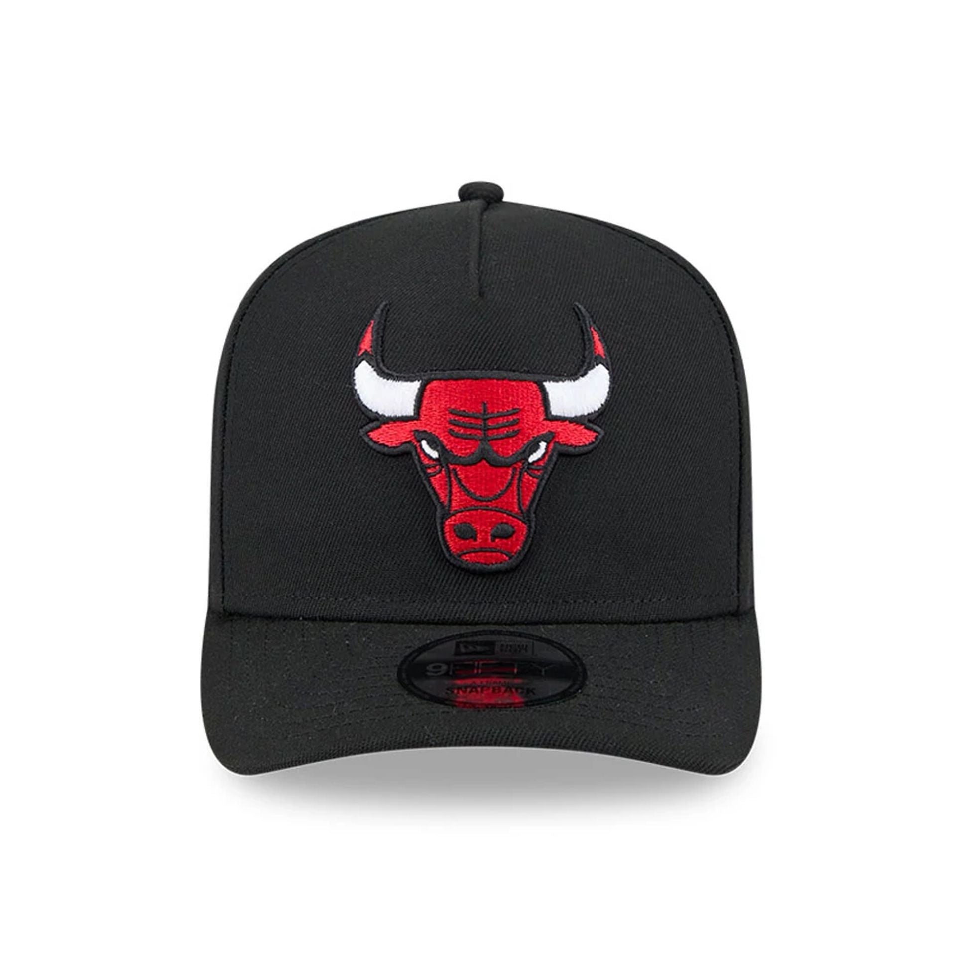 Pictured is this NBA Evergreen Chicago Bulls 9FIFTY A-Frame Snapback cap in black. 3
