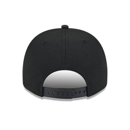 Pictured is this NBA Evergreen Chicago Bulls 9FIFTY A-Frame Snapback cap in black. 7