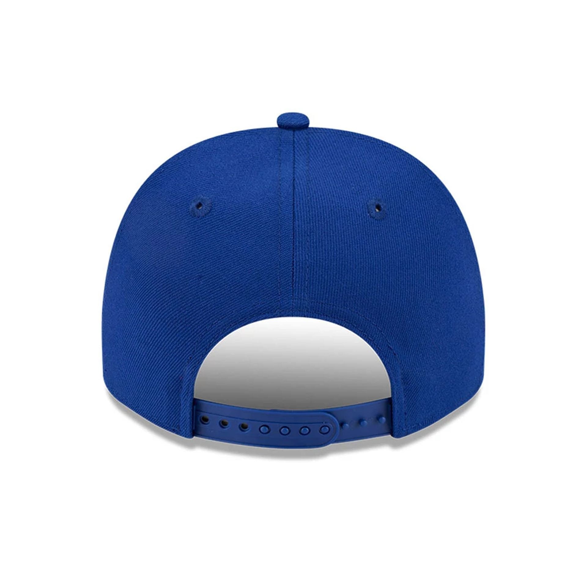 Pictured is this MLB Evergreen Chicago Cubs 9FIFTY A-Frame Snapback cap in blue. 7