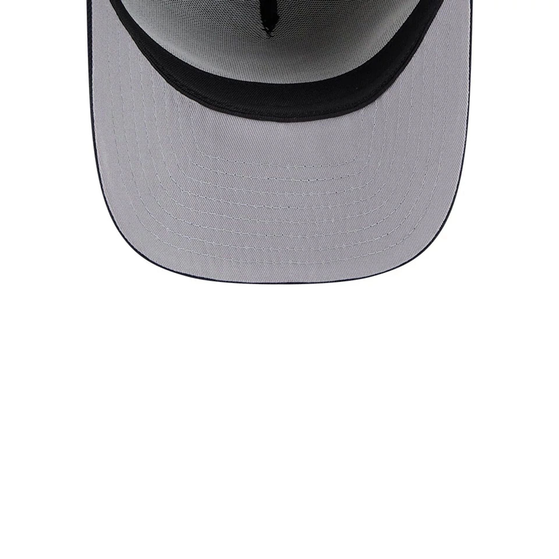 Pictured is this MLB Evergreen Detroit Tigers 9FIFTY A-Frame Snapback cap in navy. 2