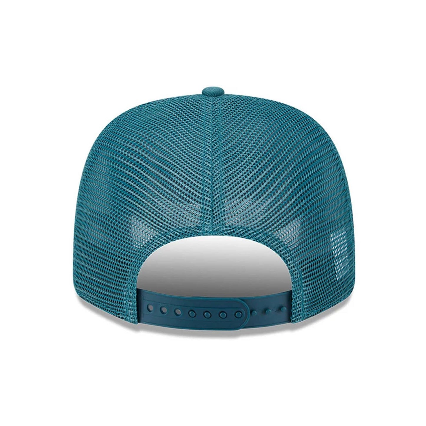 Pictured is this NFL Evergreen Philadelphia Eagles 9SEVENTY Stretch Snap cap in dark green. 5