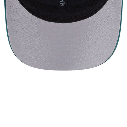 Pictured is this NFL Evergreen Philadelphia Eagles 9SEVENTY Stretch Snap cap in dark green. 2