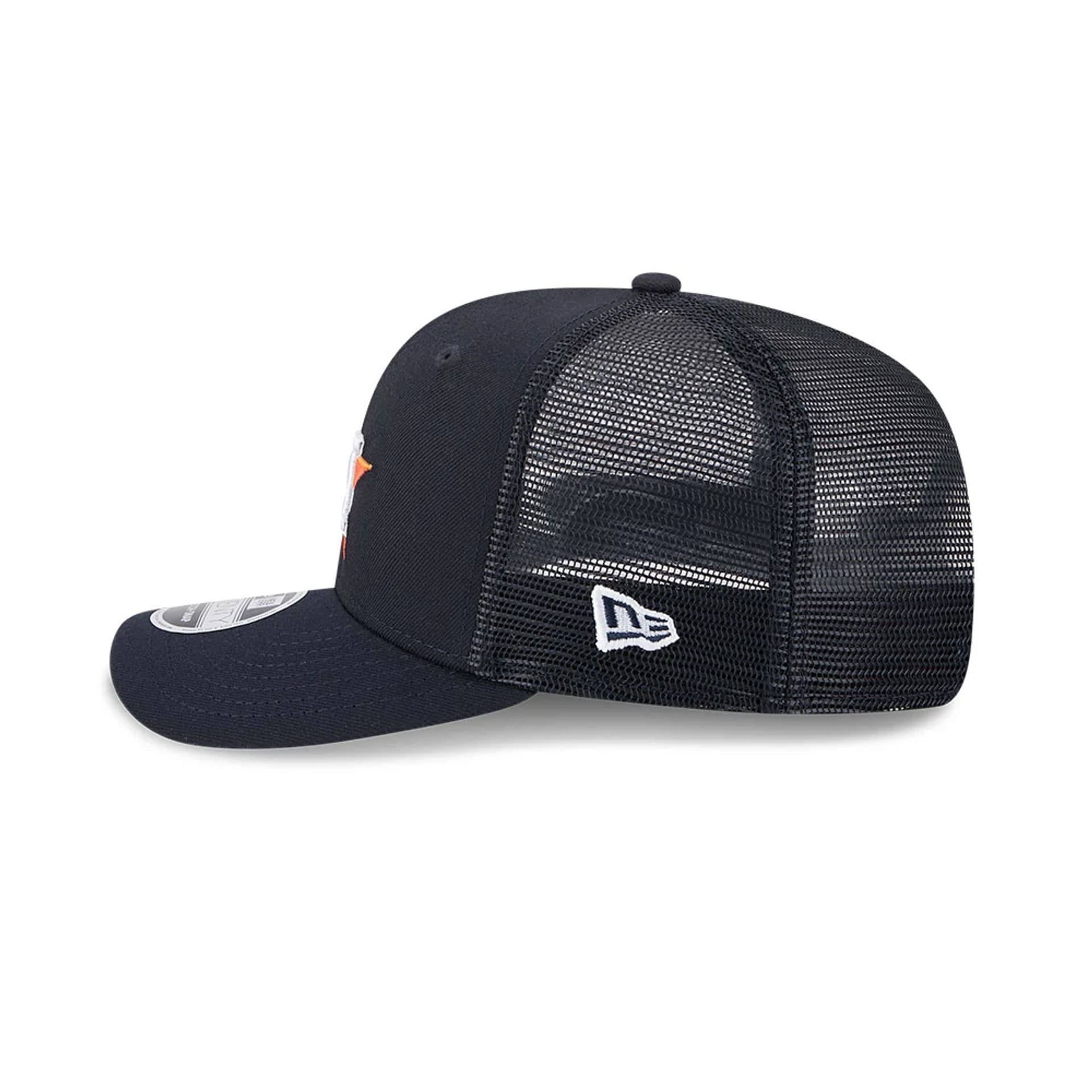 Pictured is this MLB Evergreen Houston Astros 9SEVENTY Stretch Snap cap in navy. 5