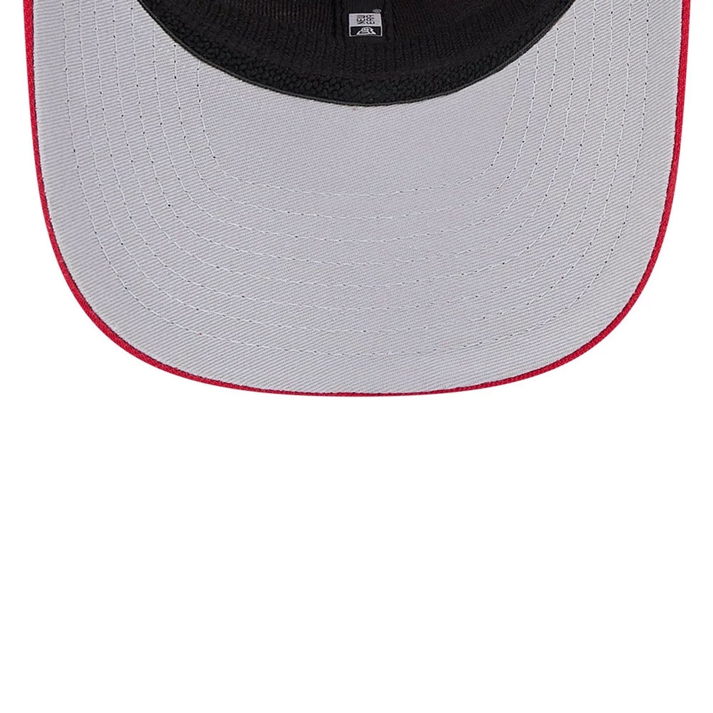 Pictured is this MLB Evergreen Cincinnati Reds 9SEVENTY Stretch Snap cap in red. 2