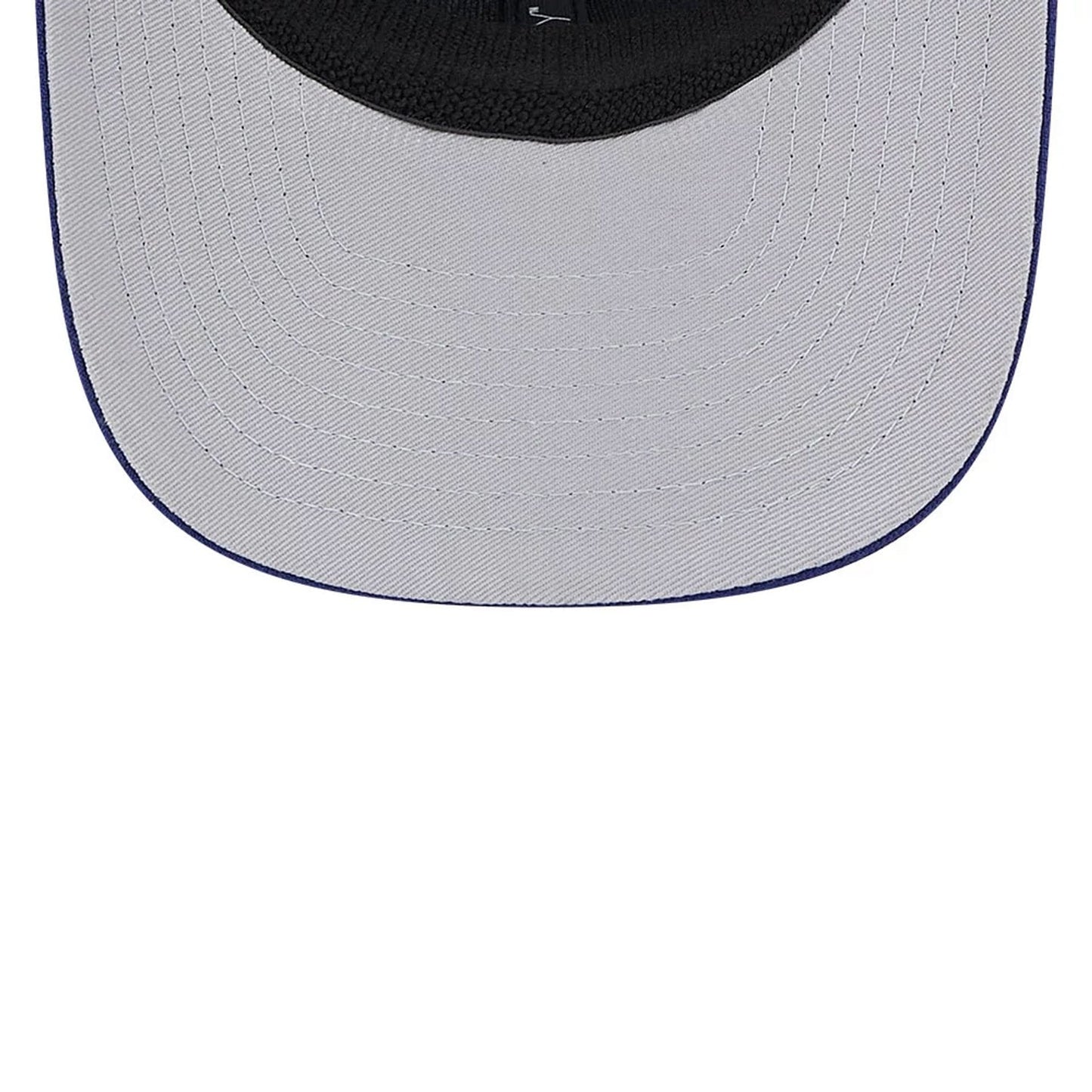 Pictured is this MLB Evergreen Texas Rangers 9SEVENTY Stretch Snap cap in dark blue. 2