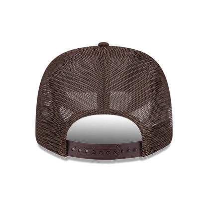 Pictured is this MLB Evergreen San Diego Padres 9SEVENTY Stretch Snap cap in dark brown. 7